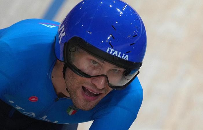 Ganna, il bis è su pista. Il campione trascina gli azzurri al bronzo nell'inseguimento