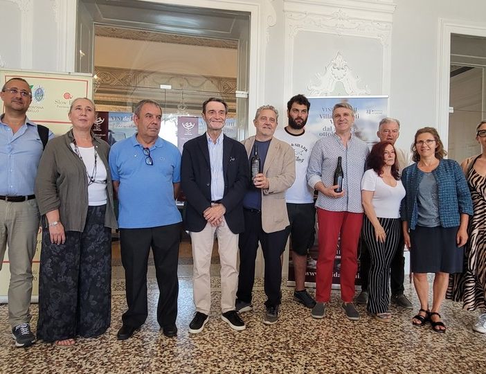 La Varese del vino si incontra a Villa Recalcati