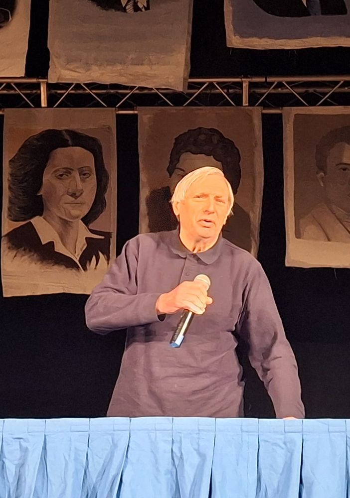 Don Ciotti sul palco del Teatro Manzoni