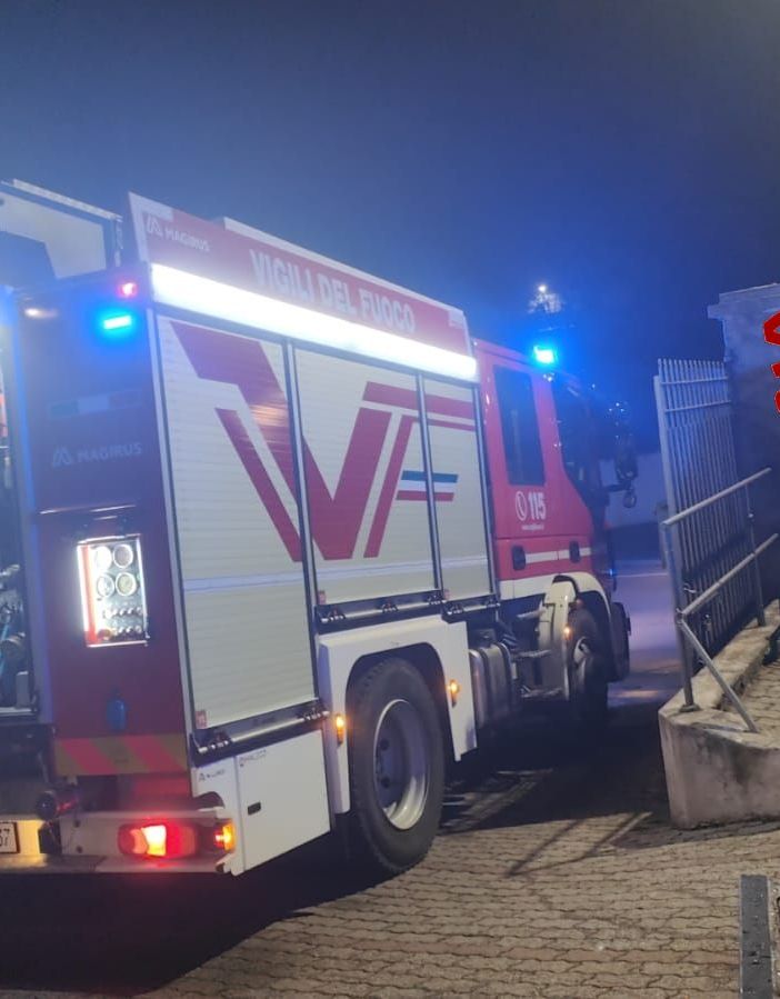 Fiamme in pizzeria, sabato sera di fuoco a Somma Lombardo