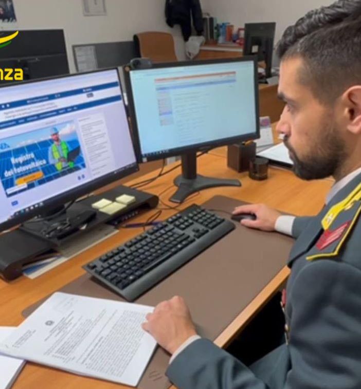 Operazione &quot;Cantieri fantasma&quot;, la Finanza scopre una frode fiscale sui super bonus: quattro indagati, sequestrati beni per 240mila euro