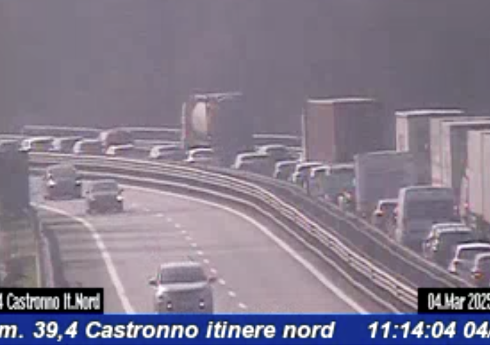 Le code a Castronno viste dalle telecamere di Autostrade per l'Italia