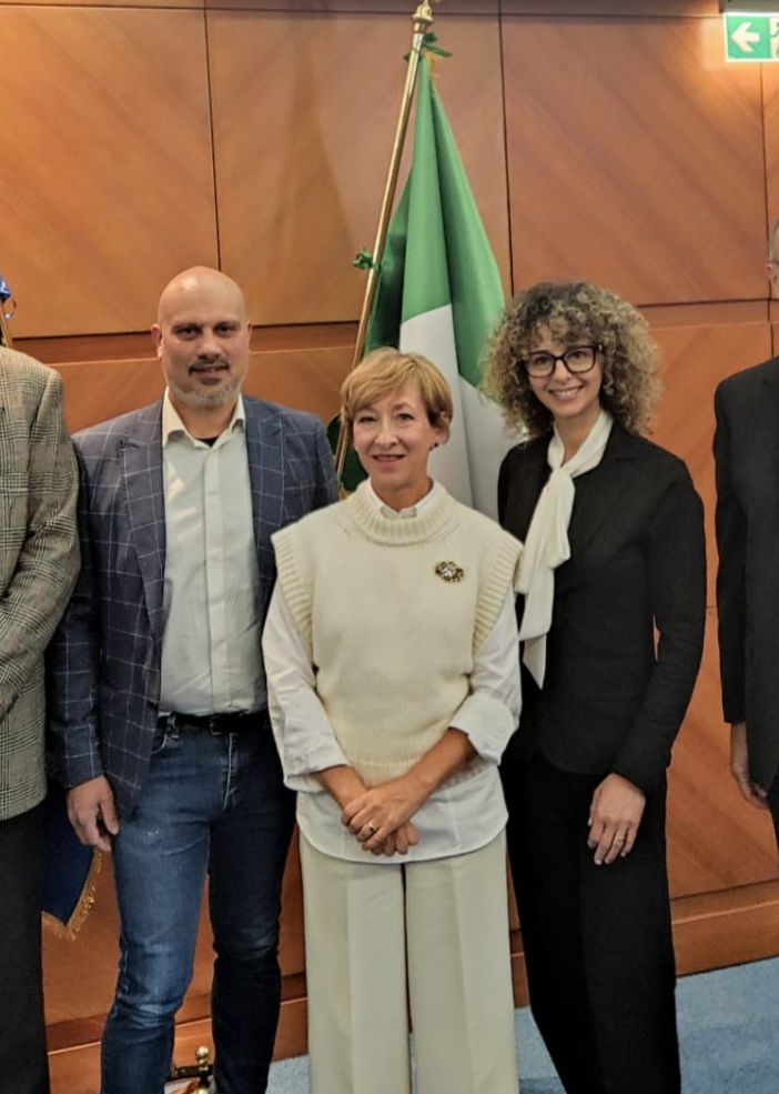 Da sinistra: Giuseppe Campo di INAIL Dimeila, Andrea Alberio di ATS Insubria, Nicoletta Cornaggia di Regione Lombardia, Caterina Cecchino di ATS Insubria e Diego De Merich di INAIL Dimeila
