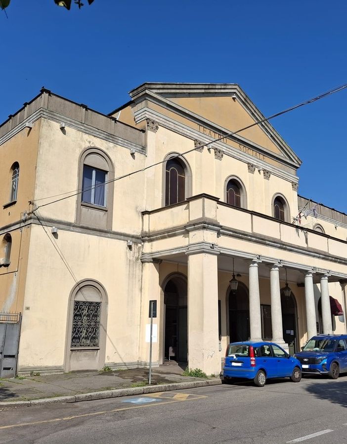 Teatro Sociale Delia Cajelli senza corrente elettrica per morosità: situazione risolta, per ora