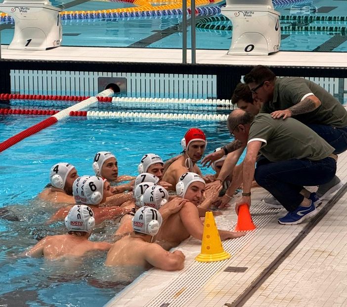 Busto Pallanuoto: la striscia vincente si ferma contro la Marina Militare La Spezia