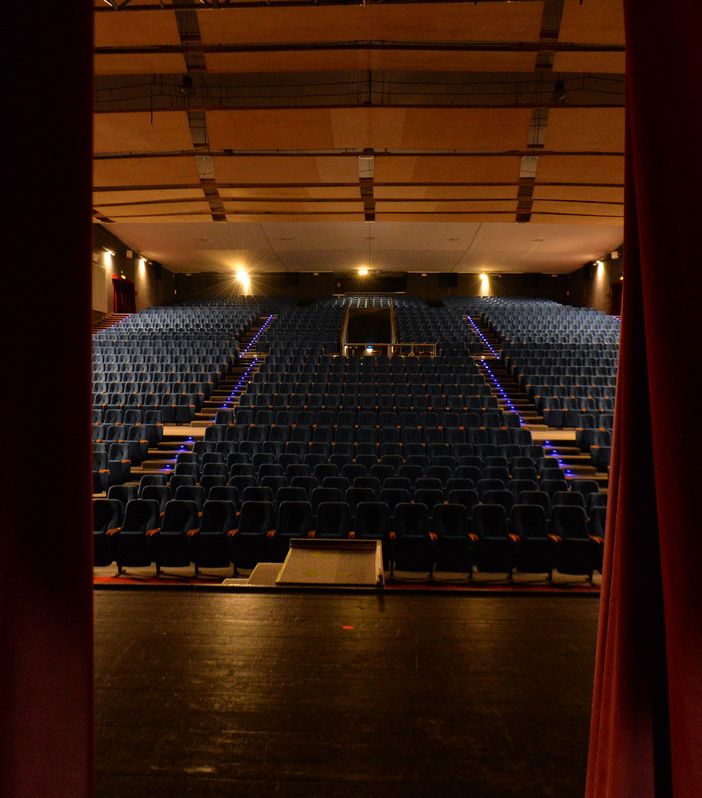 Teatro di Varese: da sabato 1 i biglietti omaggio per la serata di inaugurazione