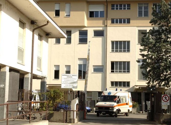 Le &quot;mamme&quot; dell'ospedale di Angera: «Il pediatra virtuale sembra proprio fuori dalla realtà, l'ennesima beffa»