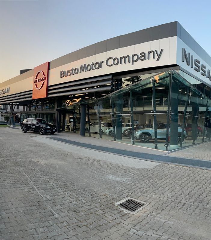 Busto Motor Company apre le porte del nuovo showroom NISSAN