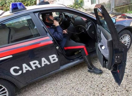 Reddito di cittadinanza senza i requisiti, truffe sventate dai carabinieri a Venegono e Saronno