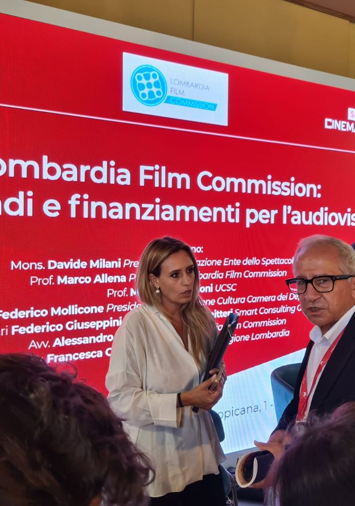 Cinema, assessore Caruso al Festival di Venezia: «Regione sostiene chi realizza film e documentari in Lombardia»