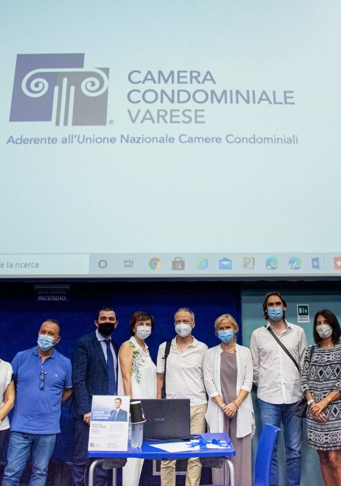 Camera Condominiale Varese, una grande squadra che festeggia oggi il suo primo compleanno. Nella galleria fotografica, alcuni momenti speciali degli ultimi 365 giorni