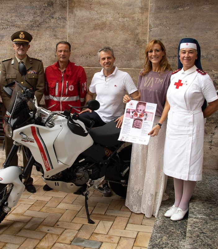 Griglie di partenza pronte per il Motogiro della Croce Rossa