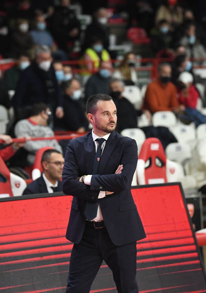 Vertemati non è più l'allenatore della Pallacanestro Varese