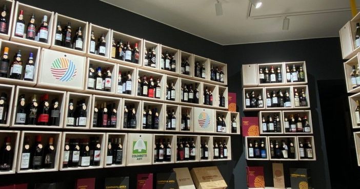 Dal produttore al consumatore: i grandi vini astigiani arrivano a casa tua