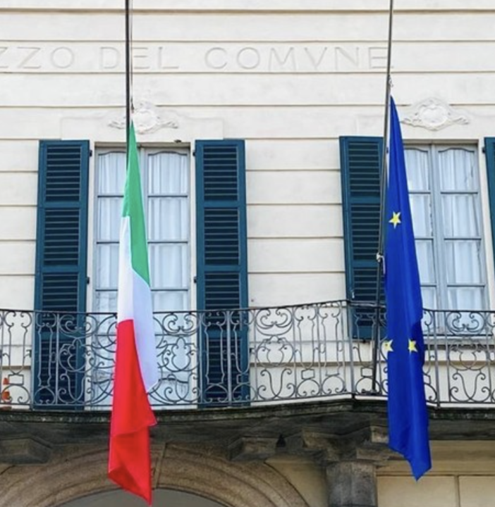 Addio a Roberto Maroni: proclamazione del lutto cittadino e informazioni per la viabilità