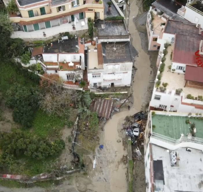 Frana a Ischia, bilancio sempre più drammatico: trovati i corpi di altri due bimbi