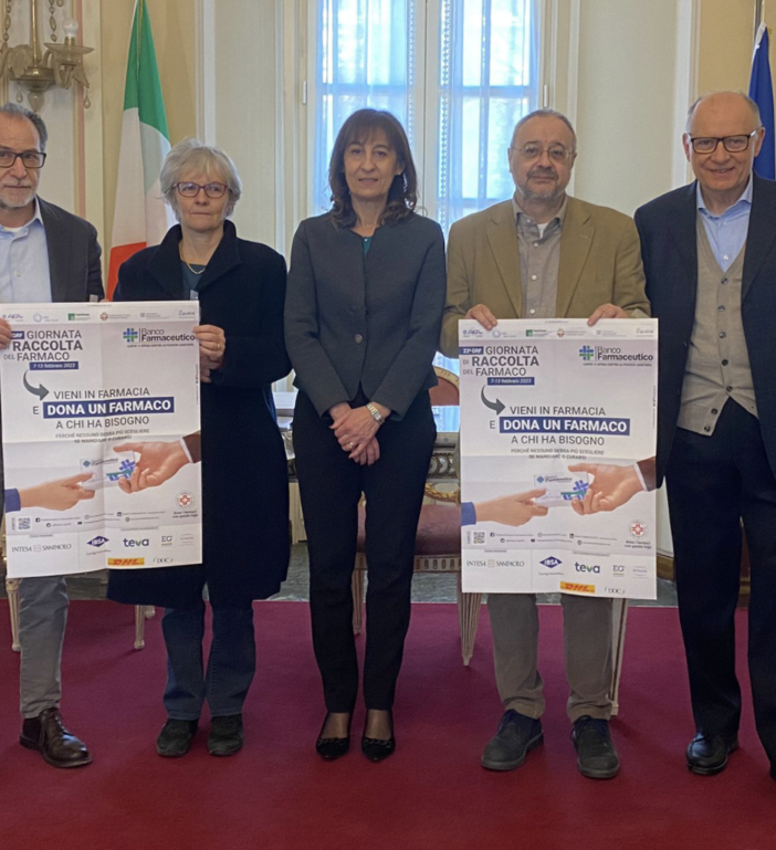Anche a Varese torna la giornata di raccolta dei medicinali: in provincia 151 farmacie aderenti