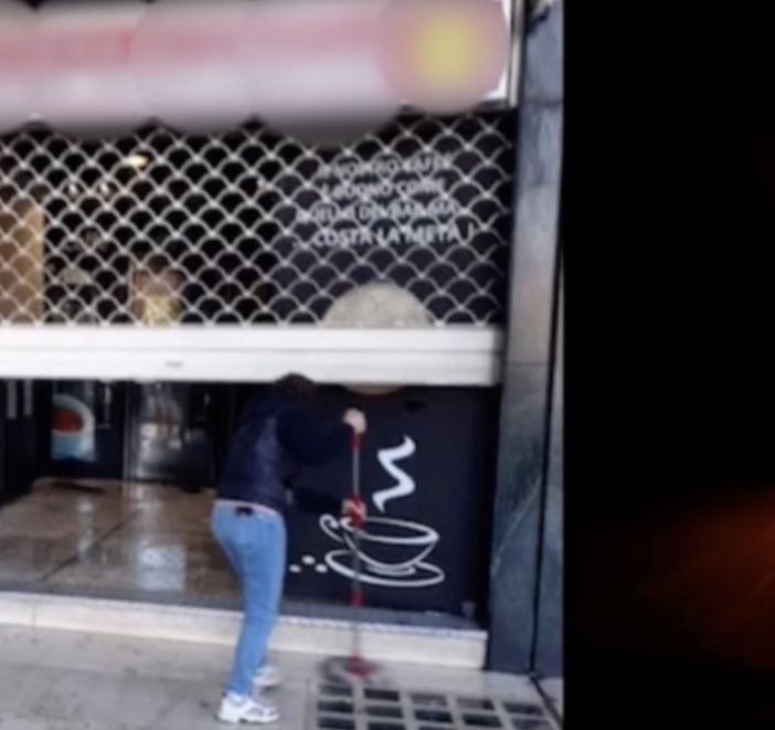 VIDEO. Incendi ai distributori automatici, la polizia di Gallarate denuncia un piromane