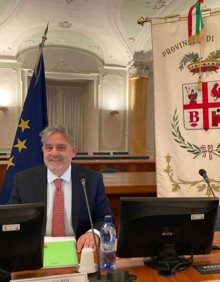 VIDEO. Il debutto del neo presidente della Provincia Marco Magrini: «Questa sarà la casa di tutti i comuni»