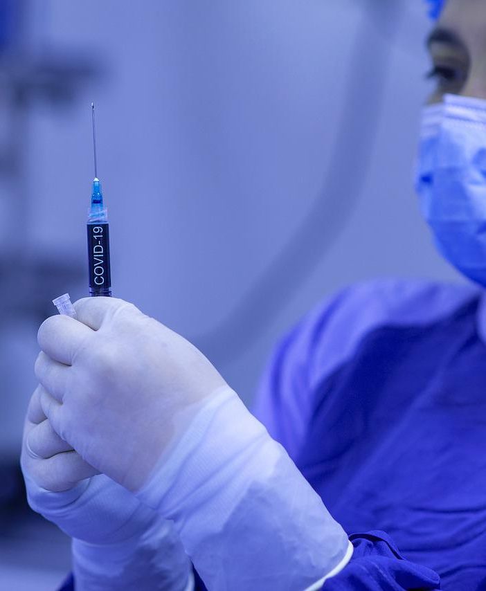 Covid, il bollettino settimanale di Regione Lombardia: nel Varesotto il virus si conferma in frenata