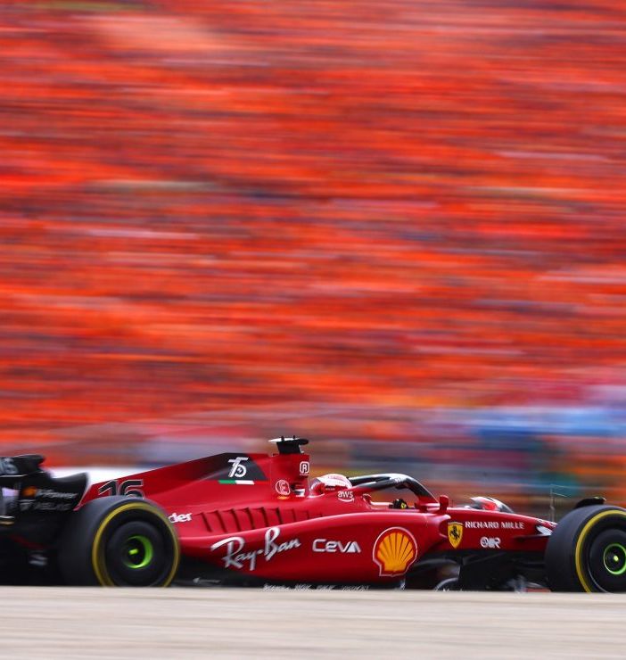 Una domenica bestiale: la Ferrari di Leclerc trionfa in casa dei rivali