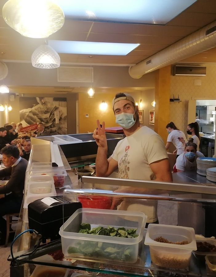 Lunedì in giallo e Varese si riaccende: ristoranti aperti a pranzo e colazioni al bar finalmente seduti