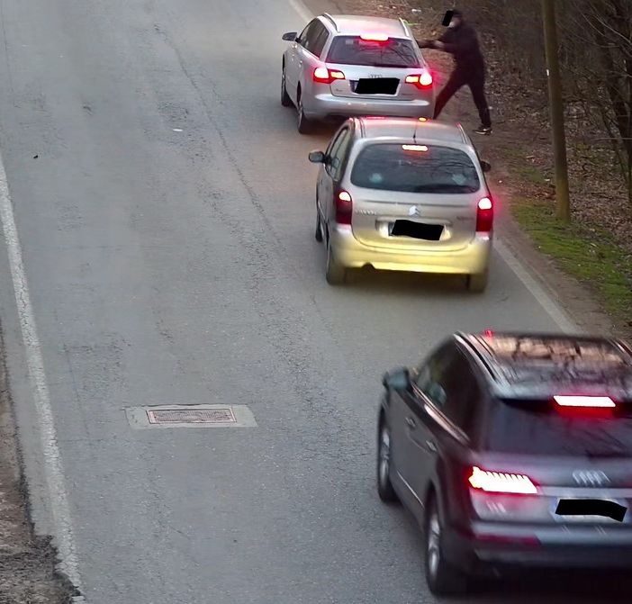 FOTO. Colpo alla spaccio nei boschi del Varesotto, sgominata la &quot;banda di Kamal&quot;