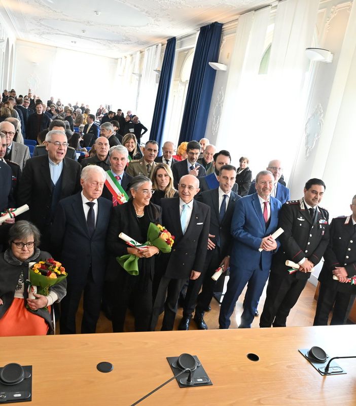 I nuovi Cavalieri varesini premiati questa mattina a Villa Recalcati
