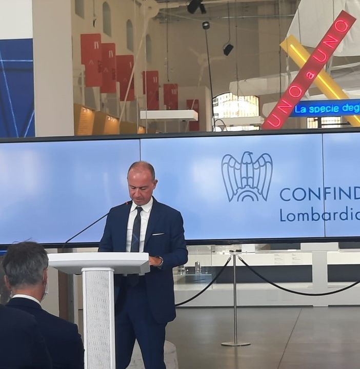 Il presidente di Confindustria Lombardia Francesco Buzzella