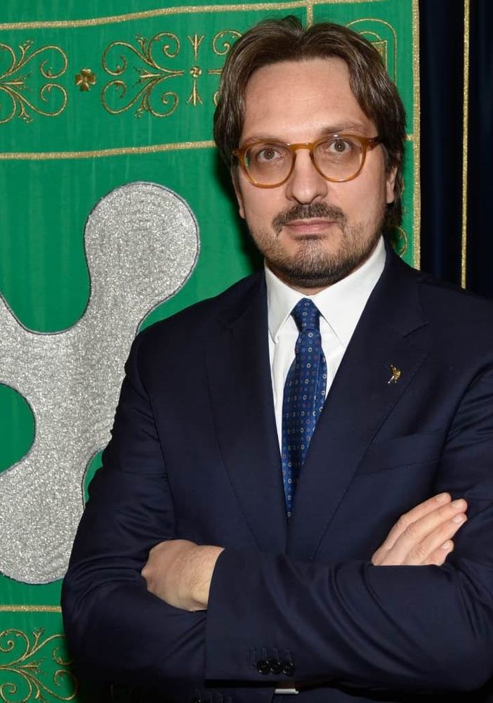L'assessore Guidesi in visita alla Leonardo di Vergiate