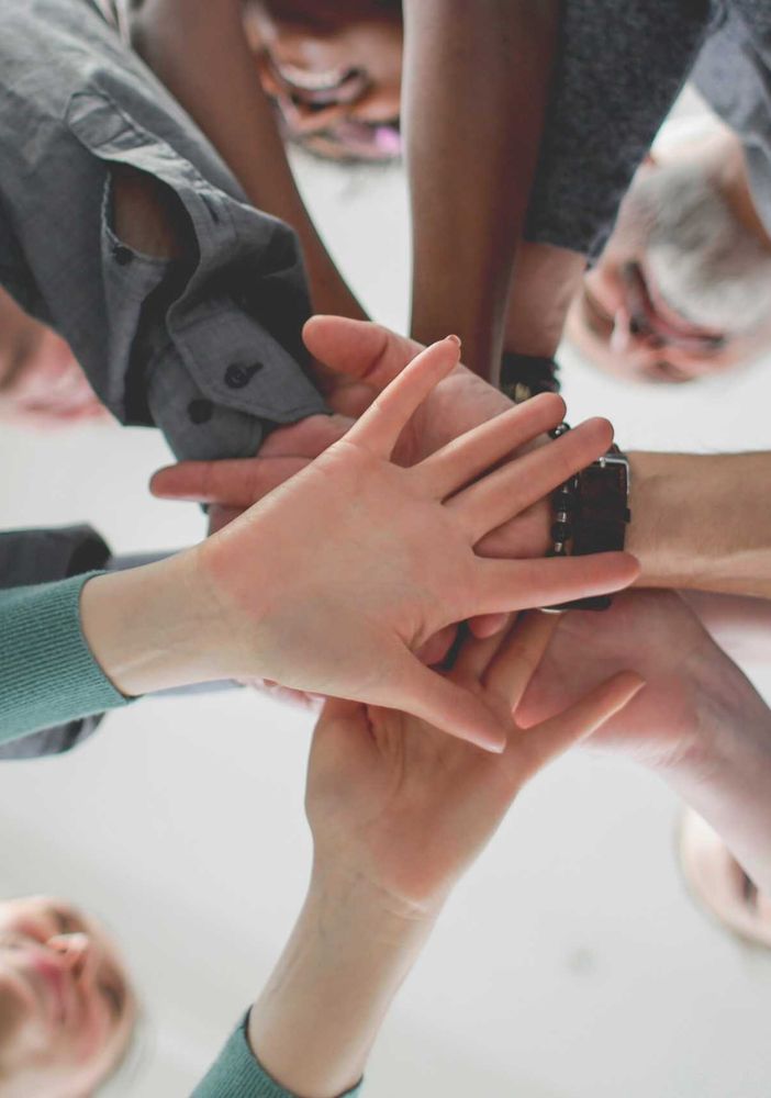 Quali sono i pilastri per un’azienda vincente? Il punto di vista di Happily