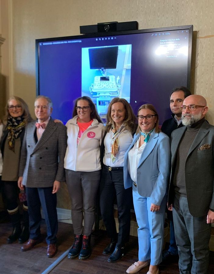 Tumore al seno: Caos e Lilt coinvolgono la cittadinanza per promuovere la prevenzione e supportano la Breast Unit portando un ecografo in dono