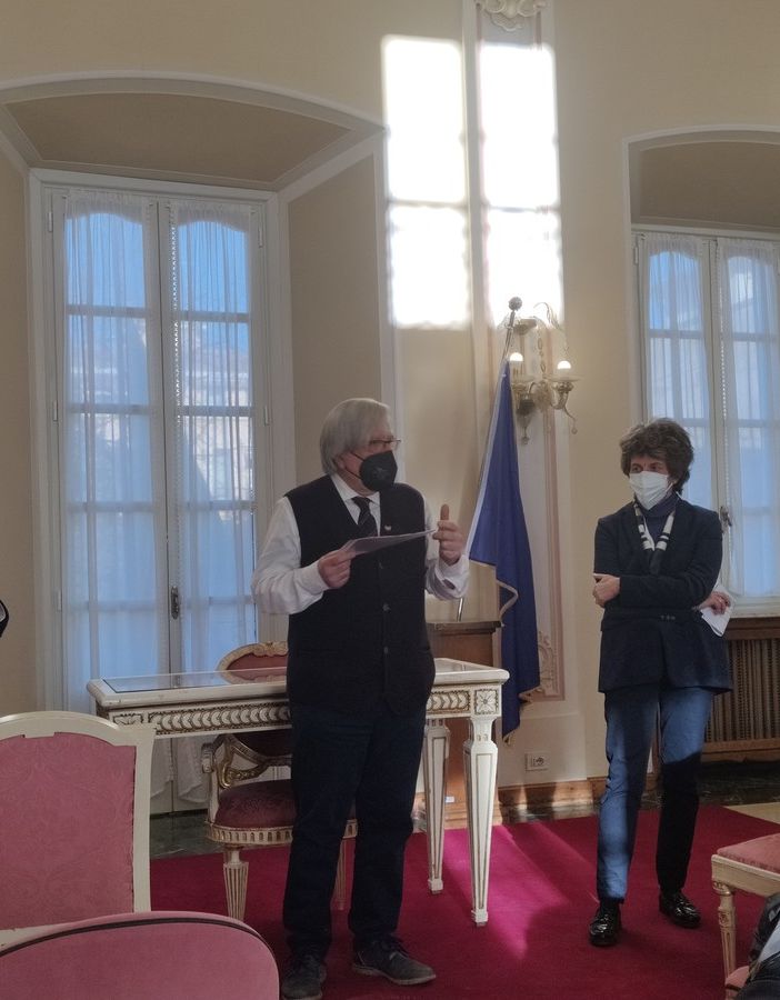 Appello di Uneba: «Servono più infermieri per garantire assistenza agli anziani non autosufficienti e persone con disabilità»