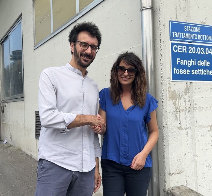 Gli ingegneri Annalisa Berni (Responsabile Acque Reflue di Alfa Srl) e Andrea Turolla (Referente del Politecnico per il progetto)