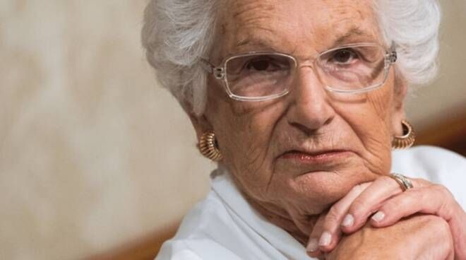 Vandalizzata la targa alla senatrice Segre, solidarietà da tutta la comunità di Possibile