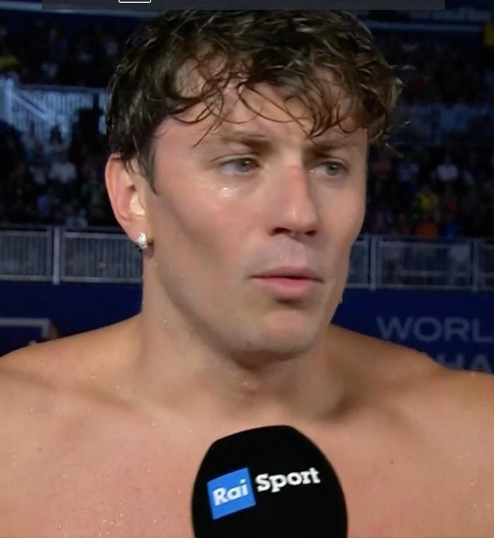 Martinenghi, un finale da campionissimo: trascina al bronzo mondiale la staffetta mista