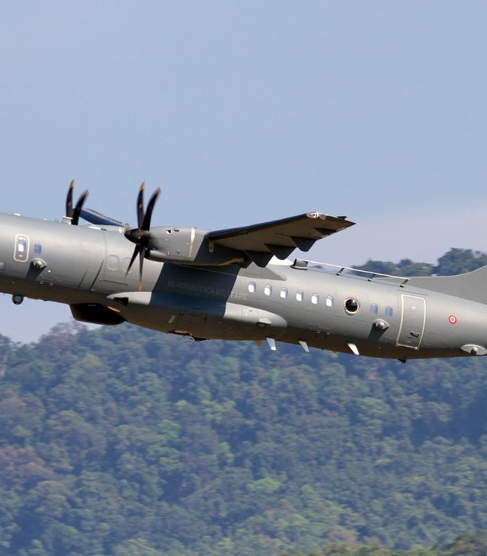 Leonardo sigla un contratto con la Malesia per due velivoli da pattugliamento marittimo