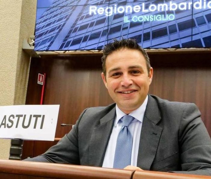 Astuti (Pd): «Regione elimini per sempre l’ingiusta modalità di accesso ai bandi»