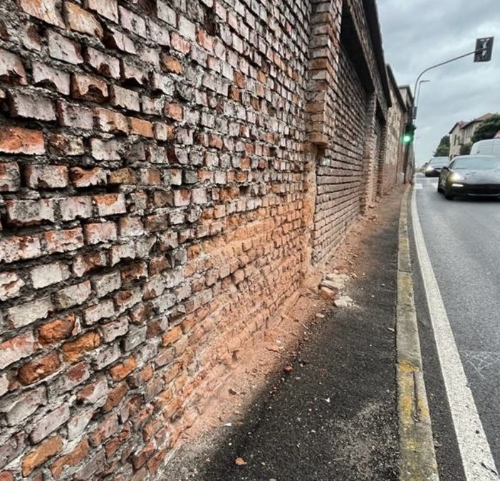 Incidente stradale nella notte a Besozzo: muore ragazzo di 21 anni