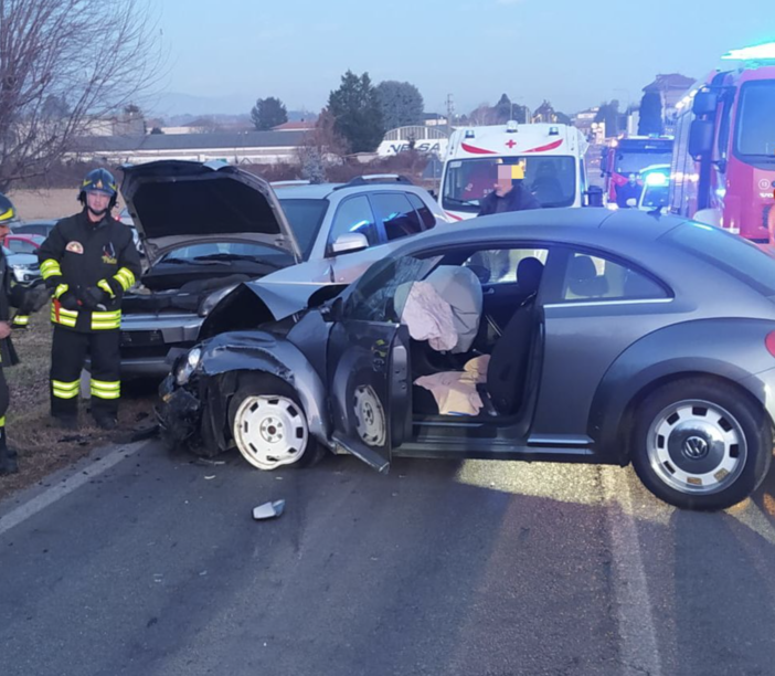 FOTO. Incidente sulla Briantea a Olgiate Comasco: due feriti