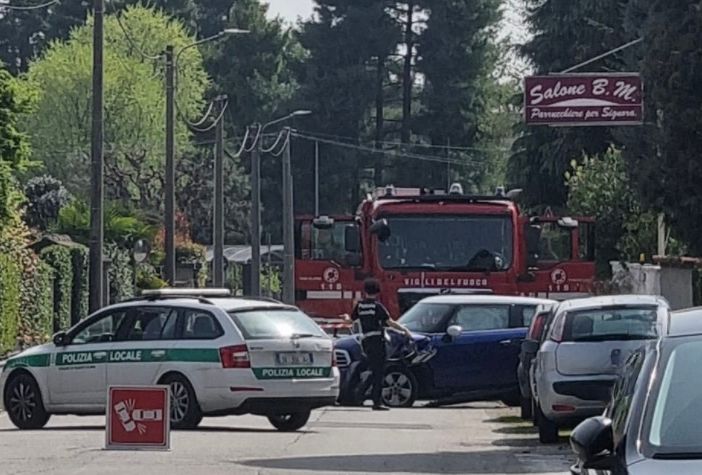 I soccorsi sul posto (foto gentilmente concessa da Olgiate Si-Cura)