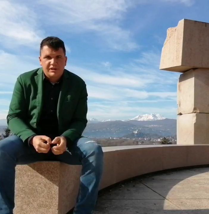 Il sindaco di Taino scrive a Conte e ad Arcuri: «Coinvolgere i Comuni nella vaccinazione di massa contro il Covid»