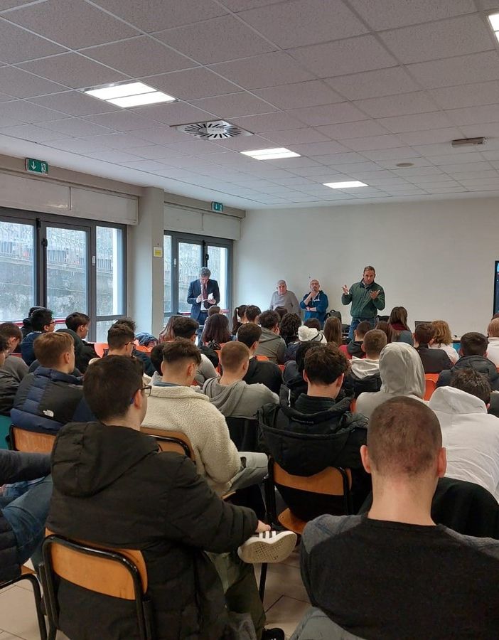La sicurezza nei luoghi di lavoro spiegata a scuola