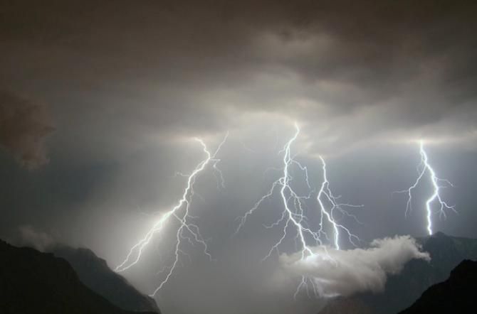 Allerta gialla sul Varesotto: possibili temporali fino a stasera. Le piogge riprenderanno poi nella notte