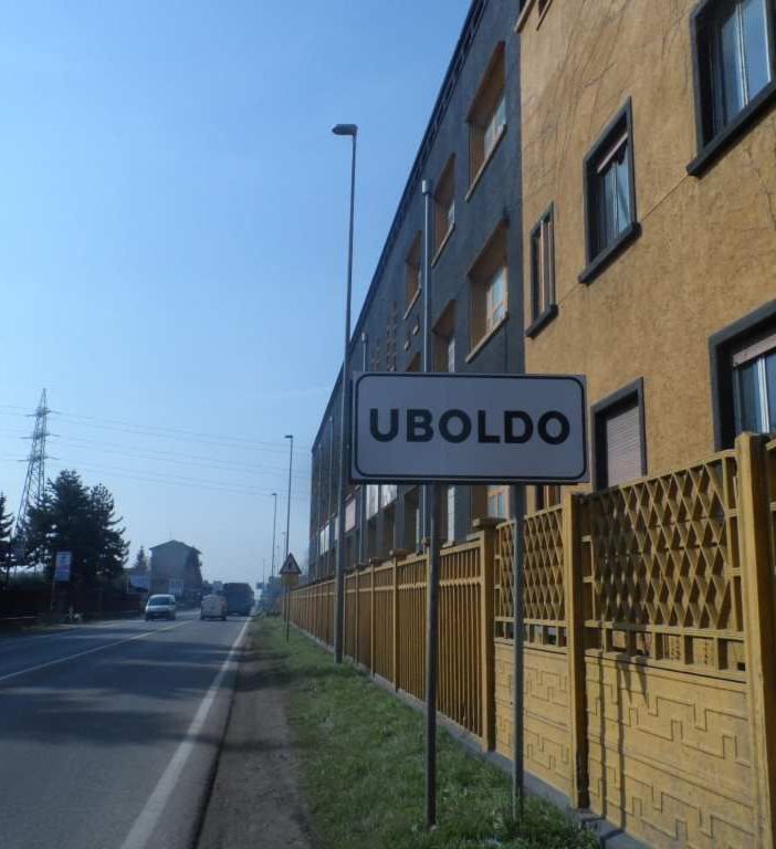 «Si è abbassato i pantaloni mentre chiedeva indicazioni stradali a mia figlia di 14 anni e poi è scappato»