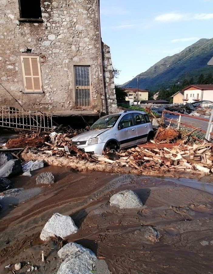 FOTO. Disastro in Valcamonica: un'onda di fango sommerge alcuni paesi nel Bresciano. Persone intrappolate nelle case