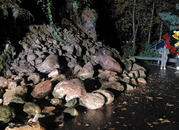Frana in Valle Anzasca, chiusa la Provinciale per Bannio Anzino