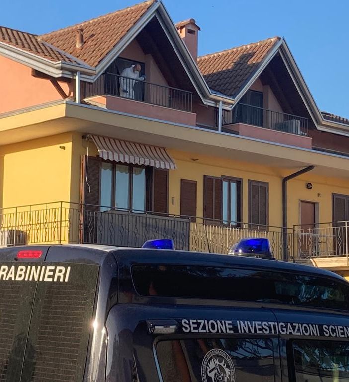 VIDEO E FOTO. Tragedia a Vanzaghello: rinvenuti due cadaveri in un'abitazione