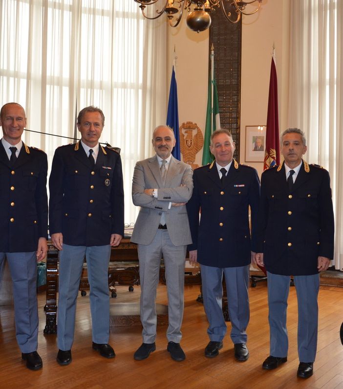 I cinque nuovi vicecommissari in forza alla Questura di Varese
