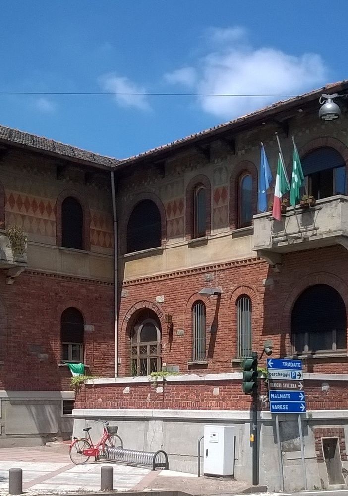 Cattivi odori nell'aria a Vedano Olona. Il Comune: «Approfondimenti in corso, nessun allarme»